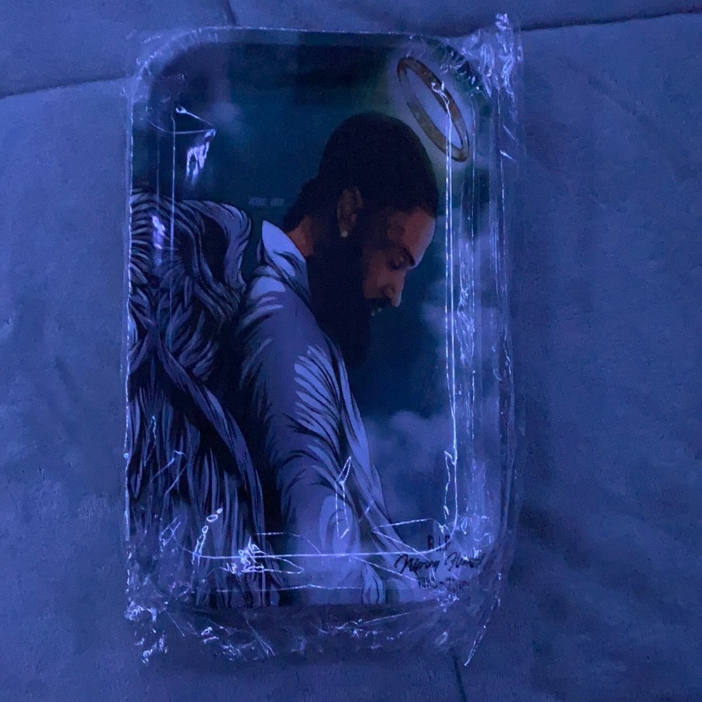 Nipsey Rolling Tray